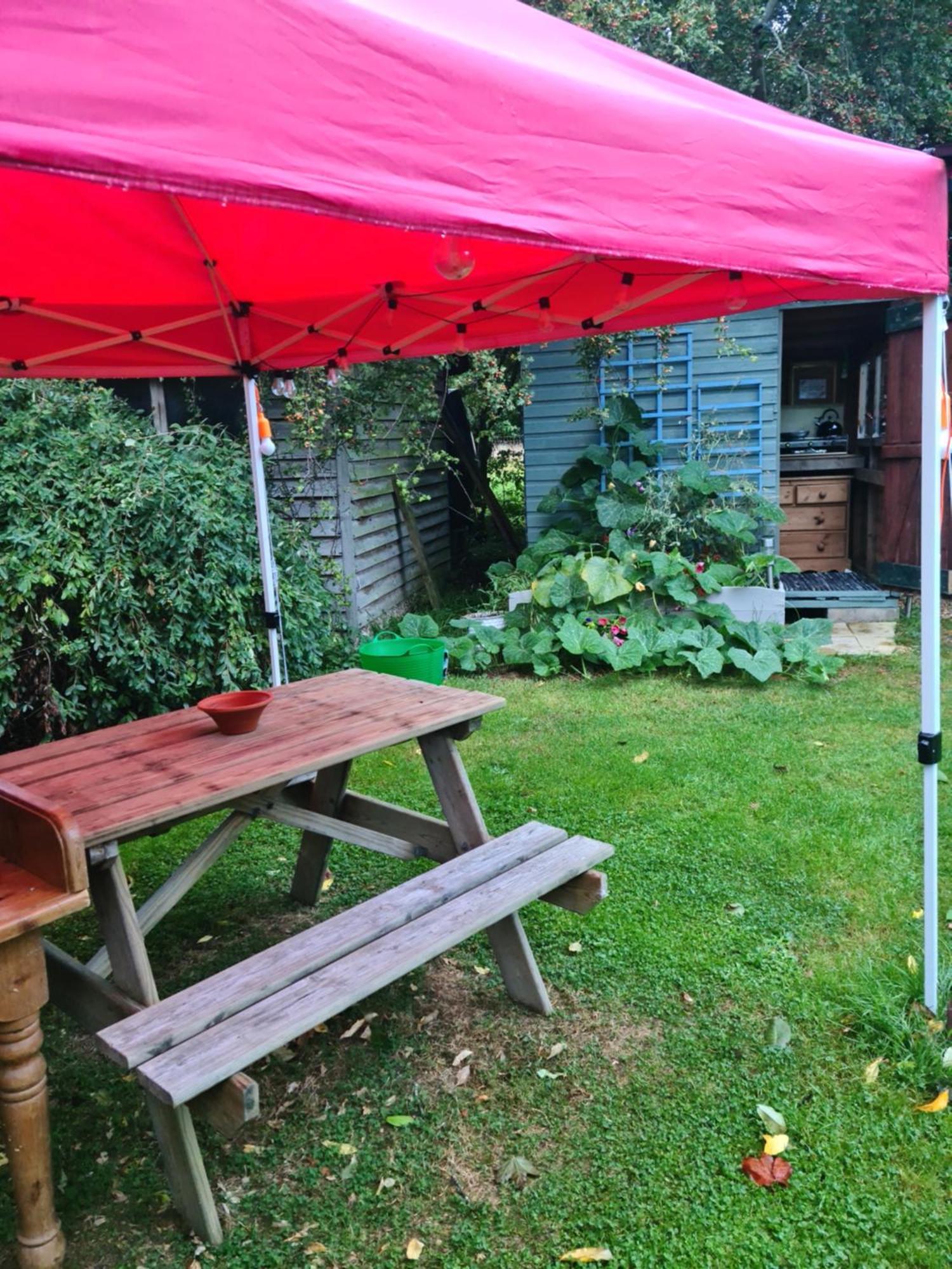 Hotel The Potting Shed Manuden Exterior foto